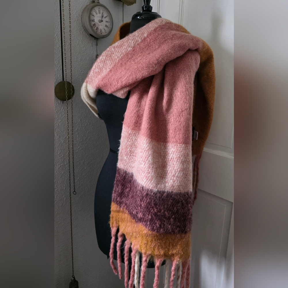 Jessica Simpson Plaid Scarf